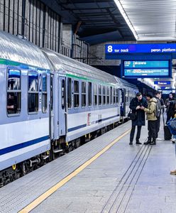 Awaria na stacji Warszawa Centralna. Błąd pracownika kolei