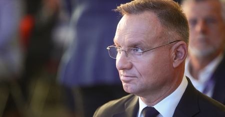 Duda krytykuje rząd. "Opieszałość kosztuje"