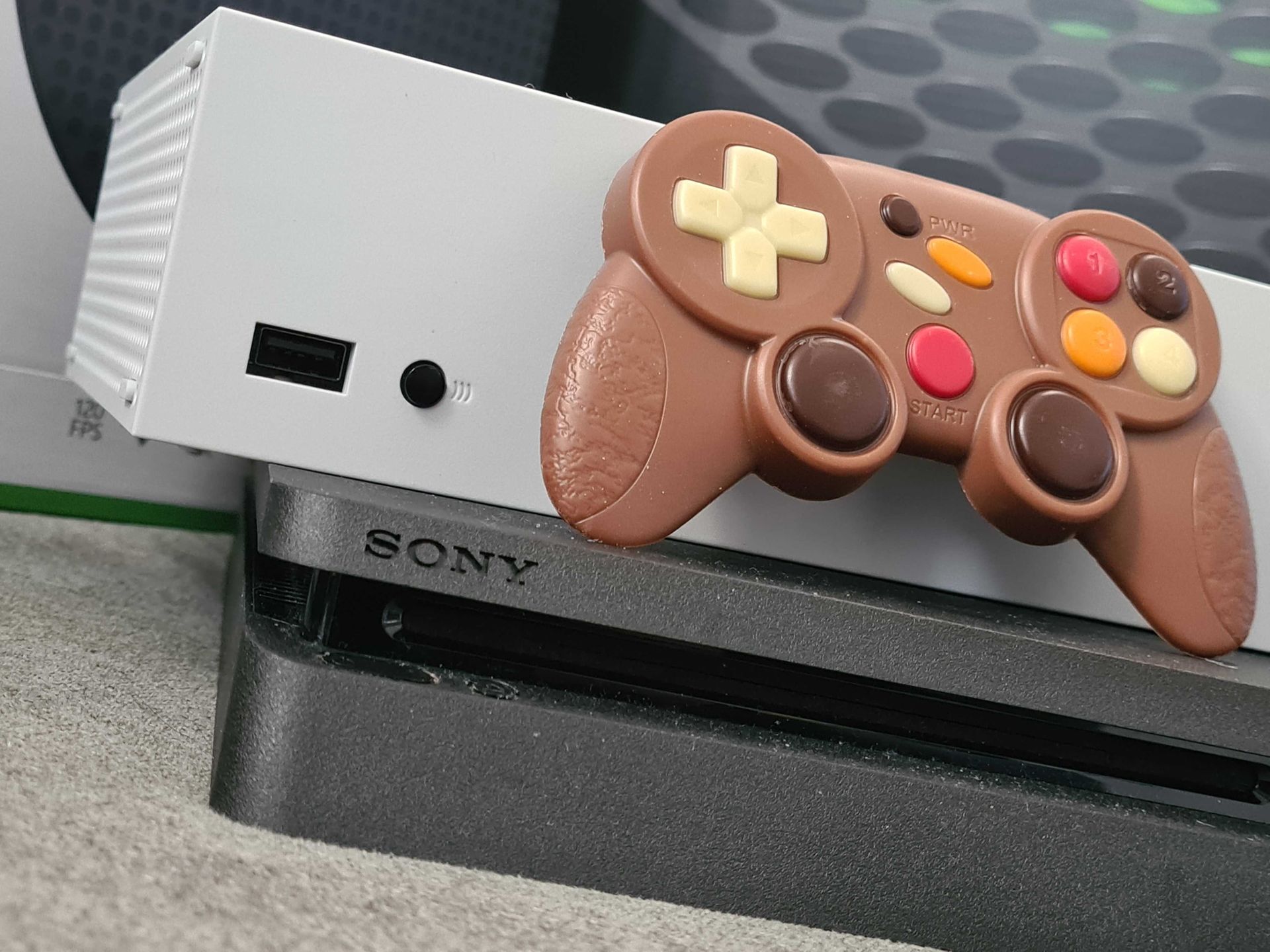 Xbox Series X|S – test i recenzja. Emocje jak na promocji parówek, ale sprzęt obiecujący 12