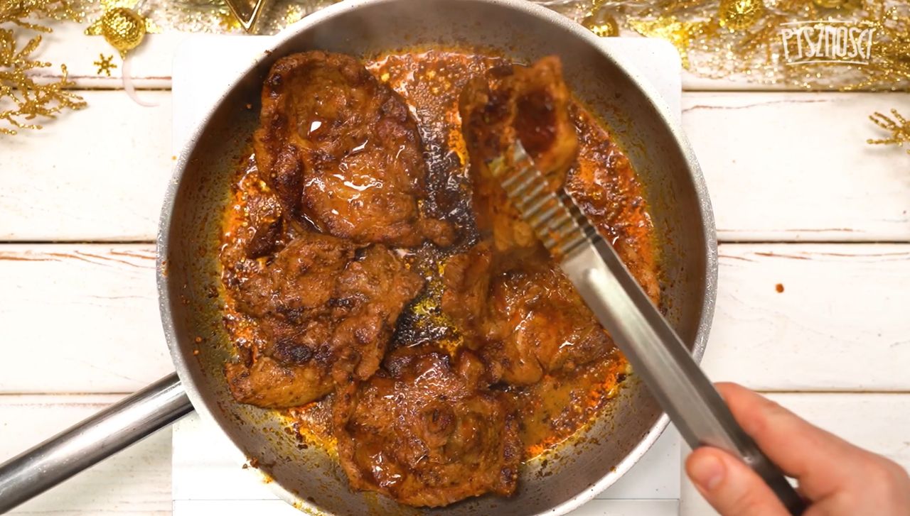 Juicy pork neck in spices