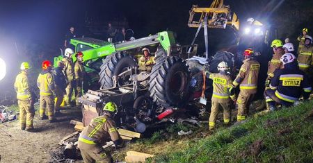 17-latek prowadził ciągnik, obok siedział 13-latek. Doszło do tragedii