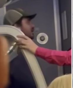 Ile zapłaci Martyniuk za aferę w samolocie? Eksperci są zgodni