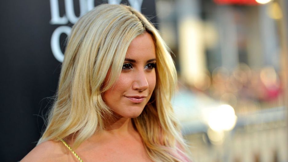 Ashley Tisdale usunęła implanty