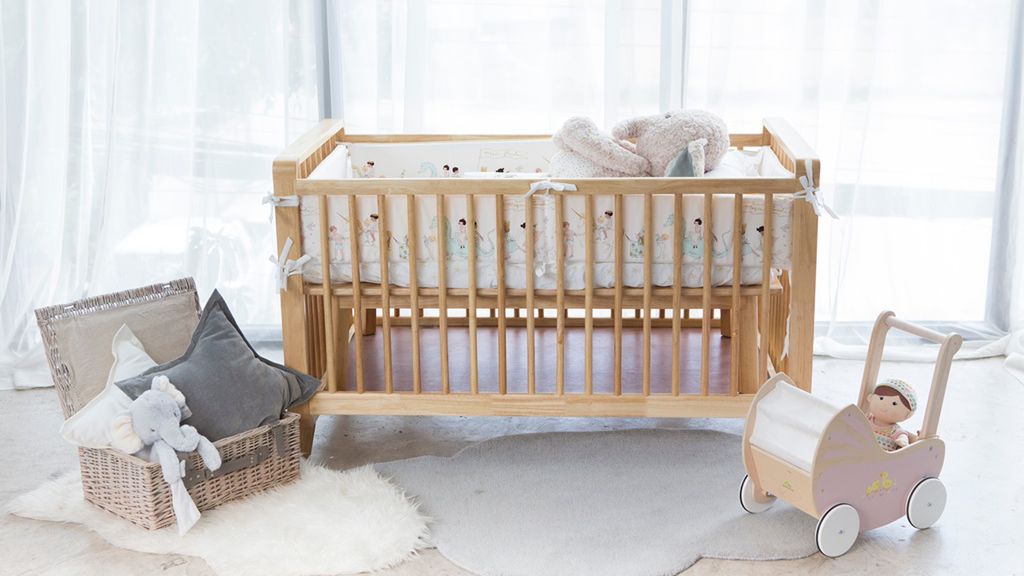 Ochraniacz na łóżeczko to komfort snu dla malucha oraz rodziców