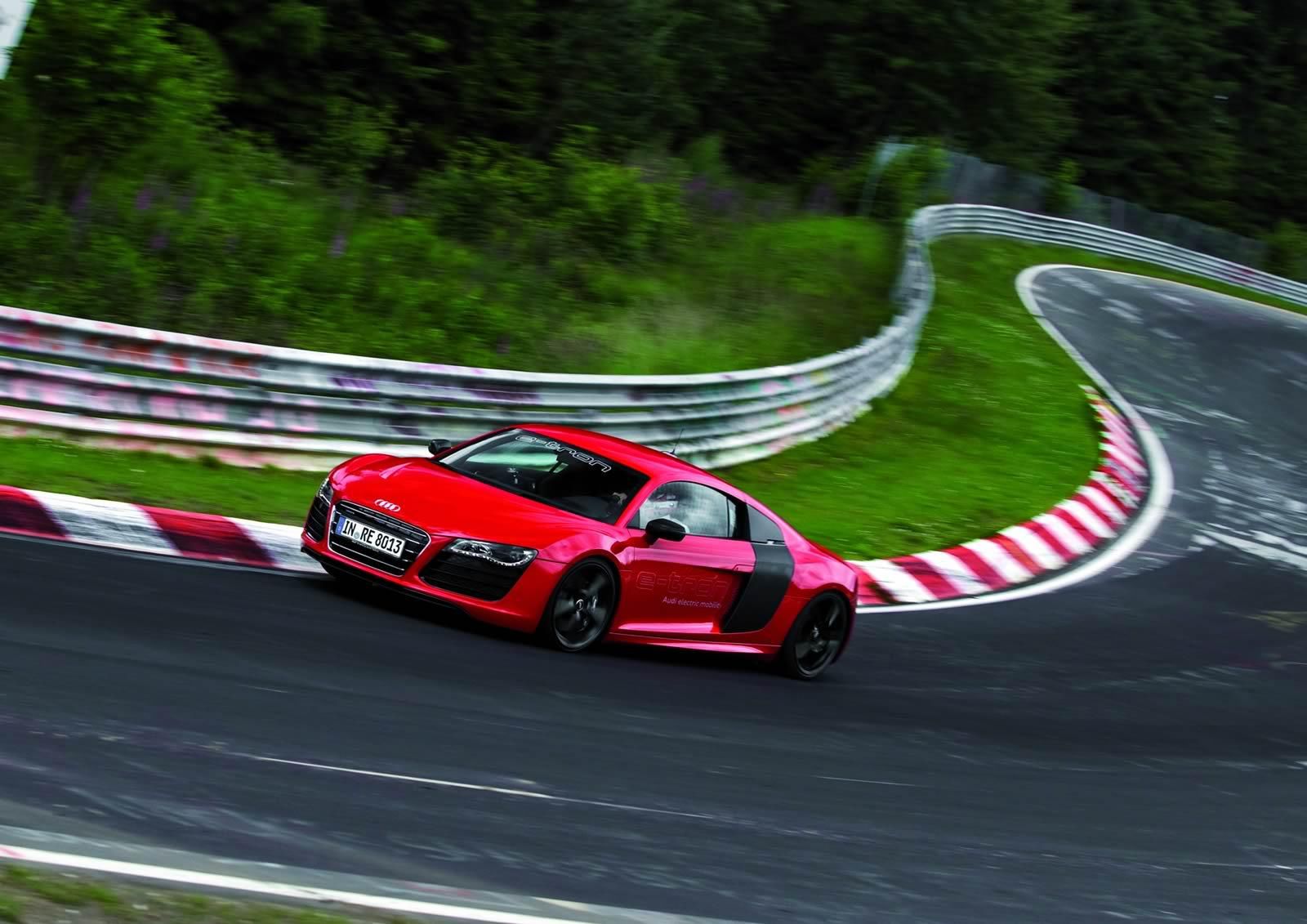 Audi R8 e-tron - niespełnione elektryczne marzenie [galeria] 47
