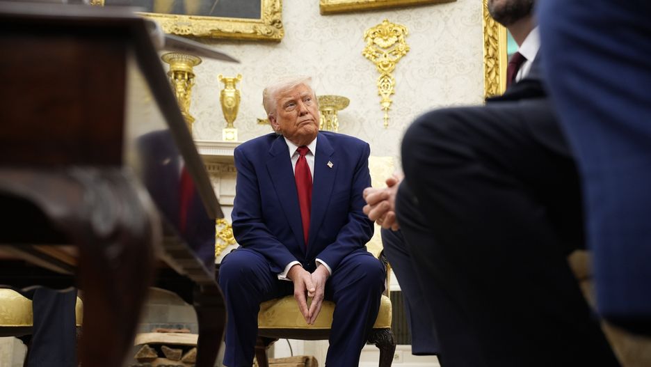 US President Donald Trump during his meeting with Israeli Prime Minister Benjamin Netanyahu in the Oval Office of the White House in Washington, DC, USA, 07 April 2025. EPA/YURI GRIPAS / POOL Dostawca: PAP/EPA.