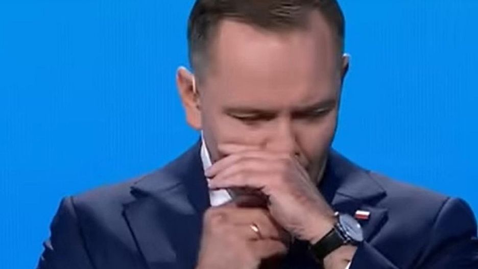 Karol Nawrocki w czasie debaty prezydenckiej