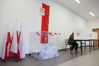 Wybory samorządowe. Frekwencja do południa wyższa niż 6 lat temu