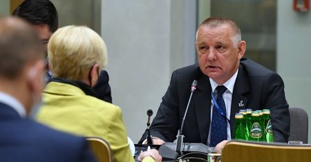 Marian Banaś w Sejmie o wyborach kopertowych. Zapowiedział wydanie dwóch książek