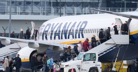 Polska ma kolejne kłopoty w związku ze sporem PAŻP i kontrolerów. Ryanair skarży się do KE