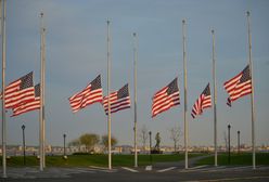 Ambasada USA porównała chińskich studentów do psów? W sieci burza