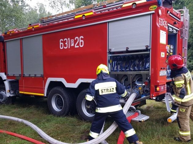 Wybuch gazu w Anielinie: nie żyje 15-letnia dziewczyna, trzy osoby ranne