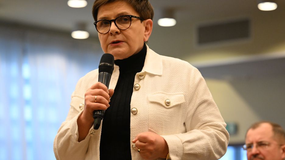 Szydło ostrzega posła. "Musi zważać na słowa, bo może mieć problemy"