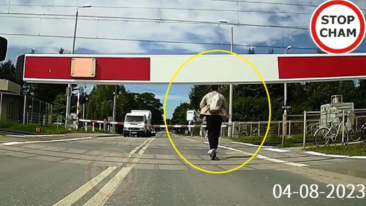 Szokujące nagranie. Zrobiła to tuż przed pociągiem. 