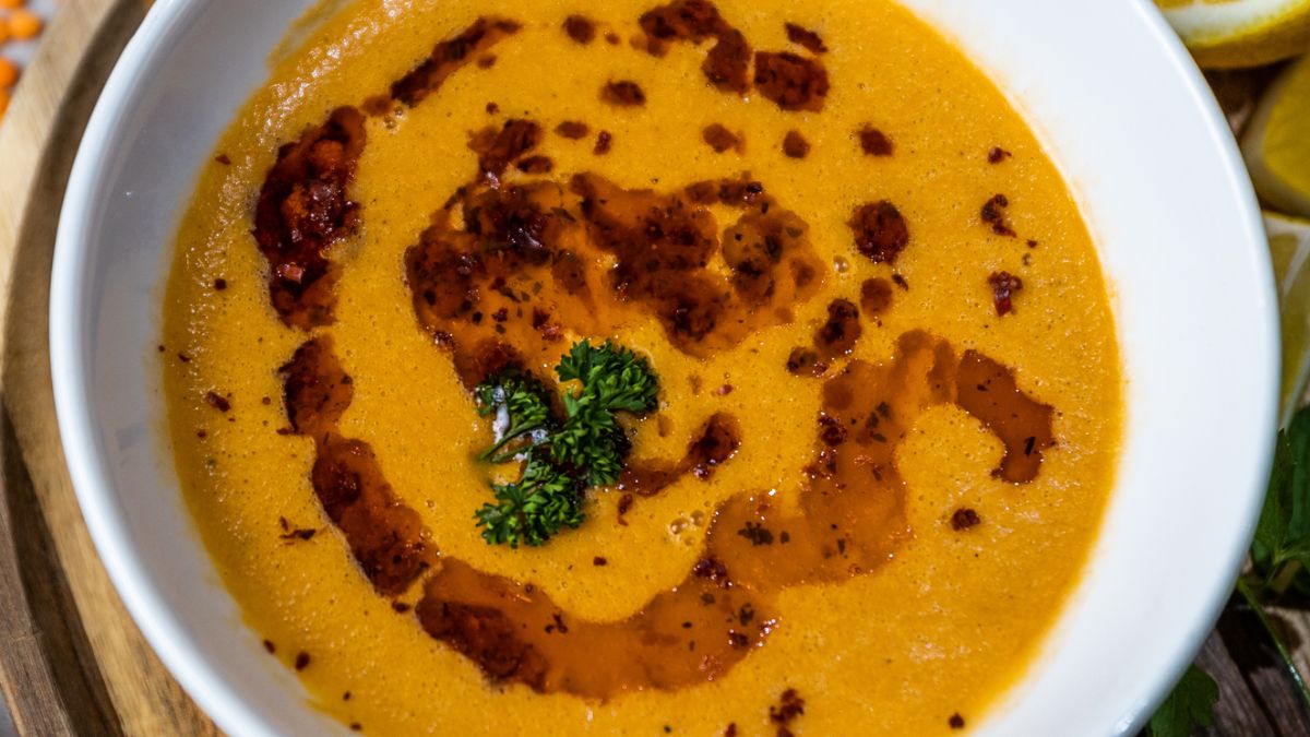Zupa z soczewicy po turecku, czyli mercimek çorbası