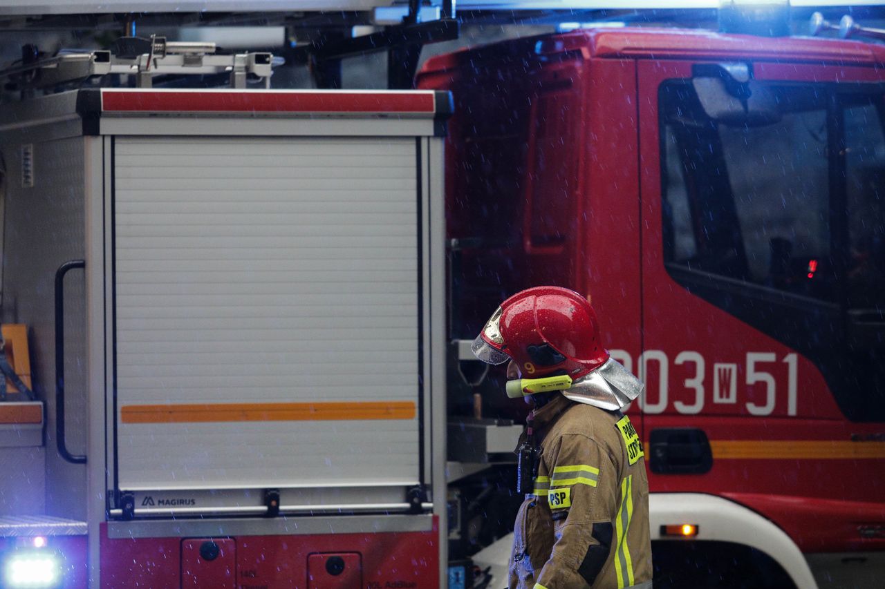 Ewakuacja trzech tysięcy osób. Pożar w centrum handlowym w Krakowie