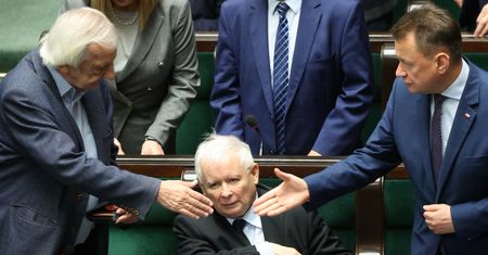 Nerwy w PiS. Niemcy o "panice w polskim rządzie"