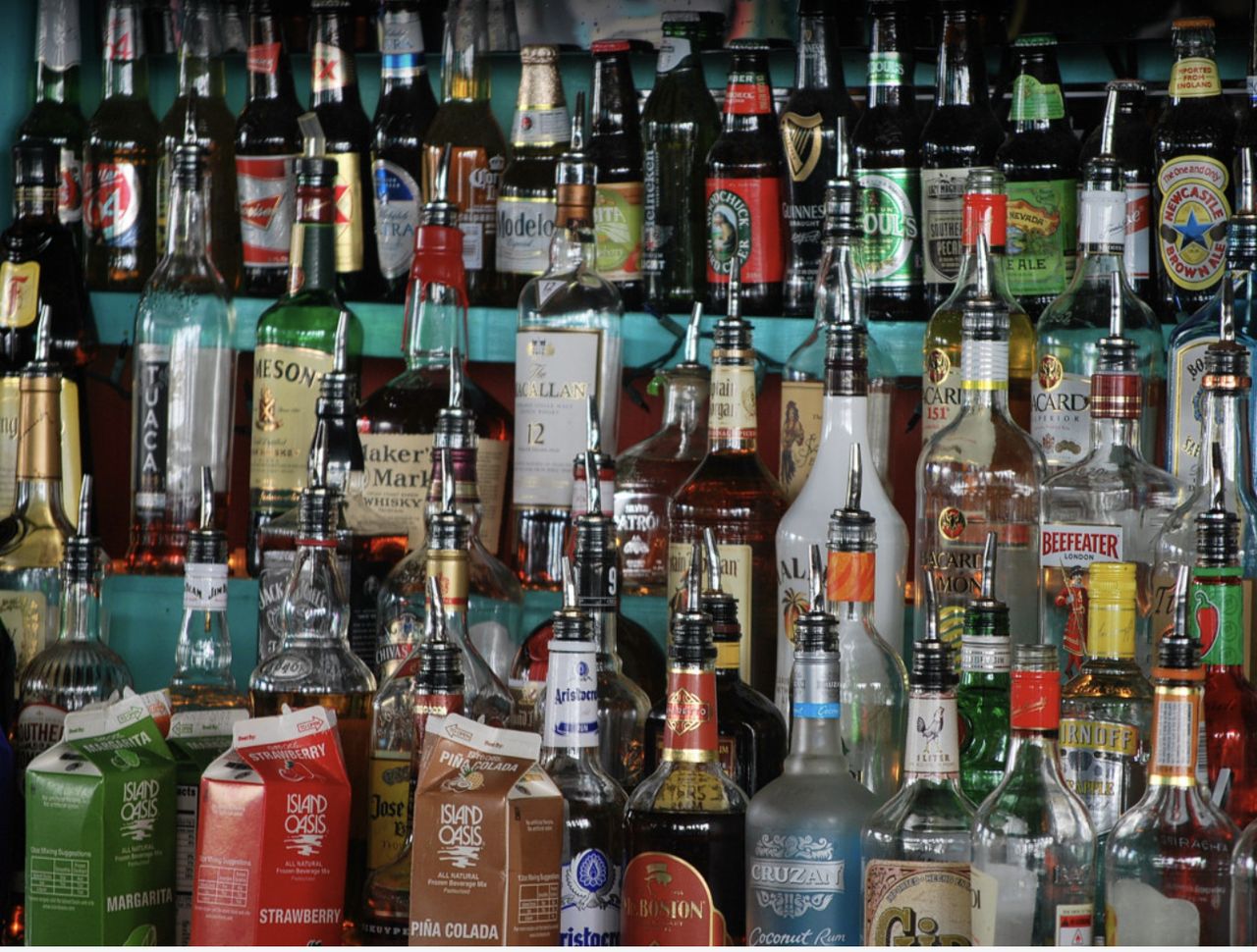 Sensacja w Arabii Saudyjskiej. Powstaną dwa nowe sklepy z alkoholem