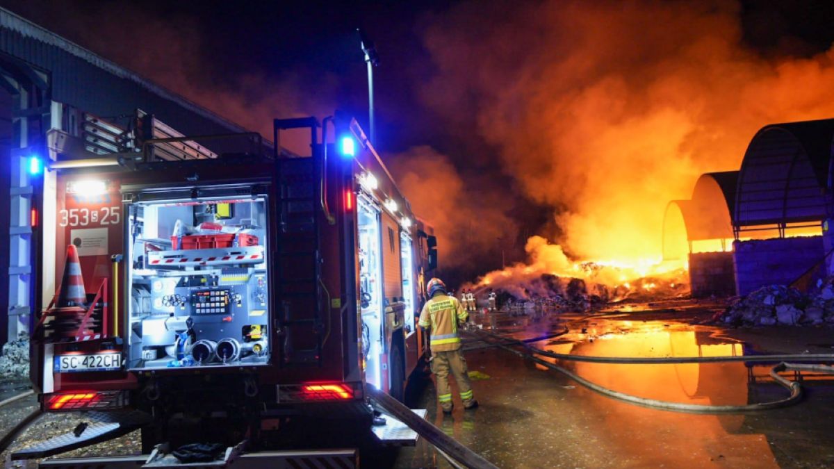 Pożar hali w Koniecpolu