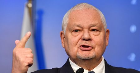 Czy prezes Glapiński legalnie kieruje bankiem centralnym? Pojawiła się ekspertyza prawnika