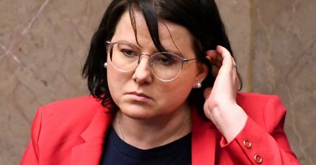 Kaja Godek ZNIKNĘŁA z Facebooka!