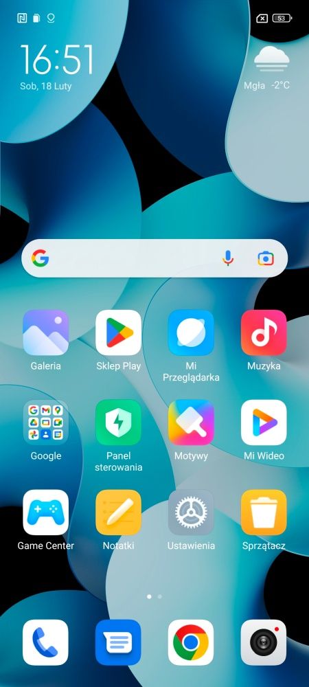 Podstawowy zestaw aplikacji na dwóch ekranach Xiaomi 13 i Centrum kontroli znane już z MIUI 13.