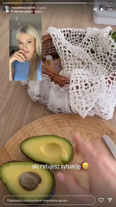 Magdalena Ogórek śmieszkuje z Moniki Olejnik