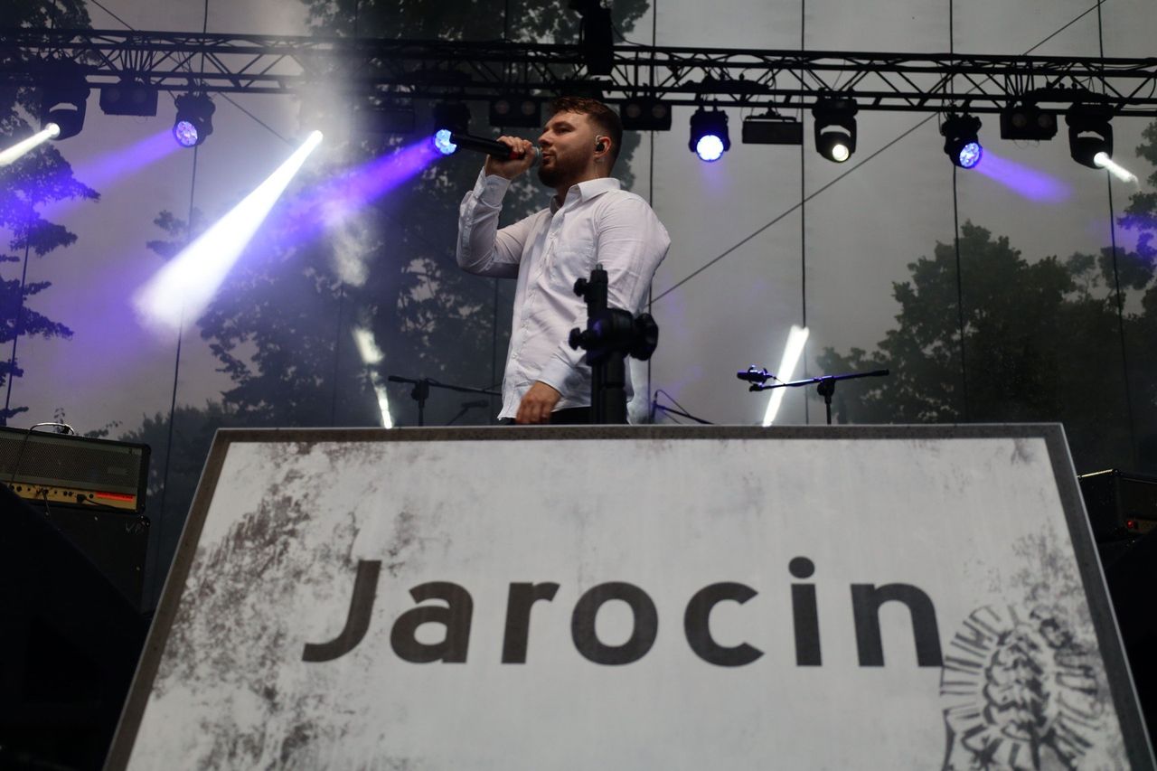 Jarocin: Wielkopolskie Rytmy Młodych. Père-lachaise, czyli postpunk z rapowym zacięciem