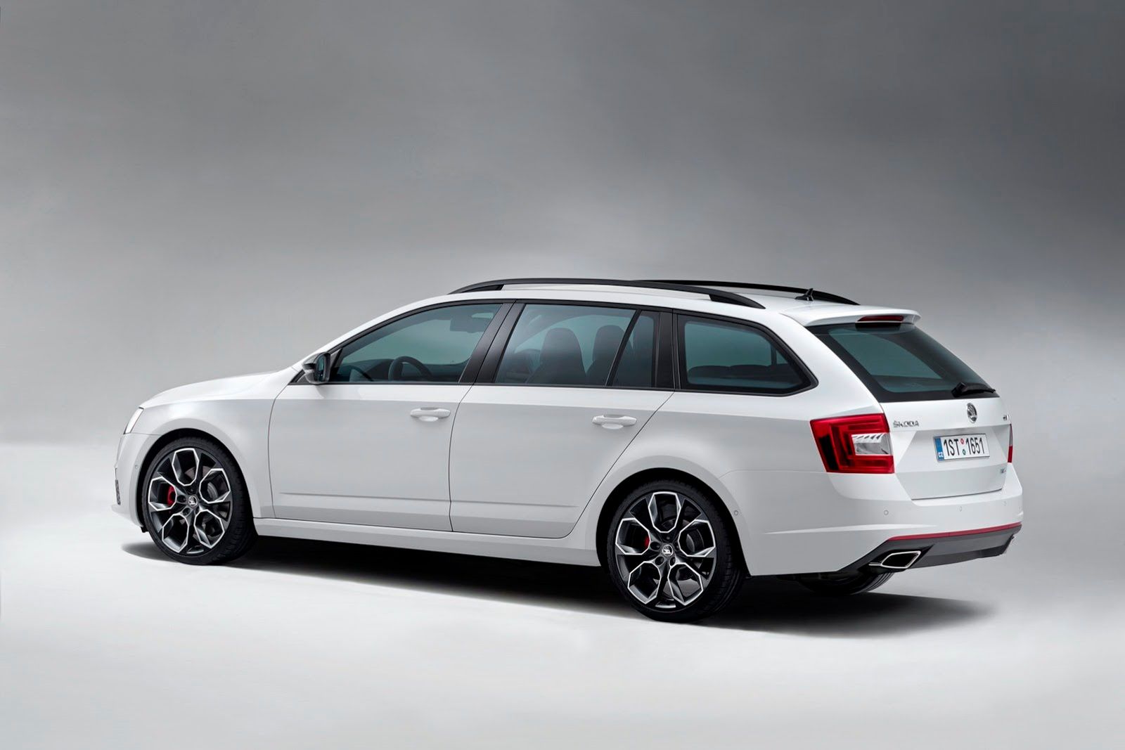 Škoda Octavia RS - najmocniejsza Octavia na zdjęciach producenta [galeria] 44