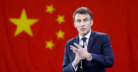 Alarmują, co robi Macron. Tak osłabia cały Zachód