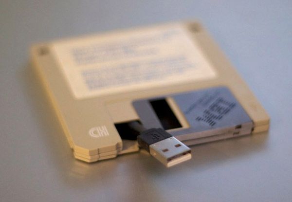 USB w dyskietce 3,5 cala? 1