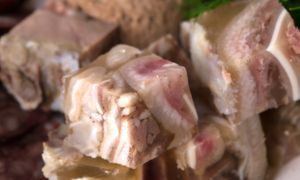 Nasi dziadkowie kochali, a wielu z nas wciąż go jada. Teraz uznano go za najgorszą wędlinę