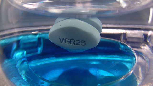 Galaxy S III - 4,8 cala męskości. iPhone - 3,5 cala 1