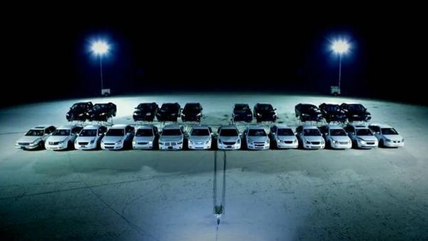 Grające organy z 24 samochodów i jednego akumulatora [wideo] 1