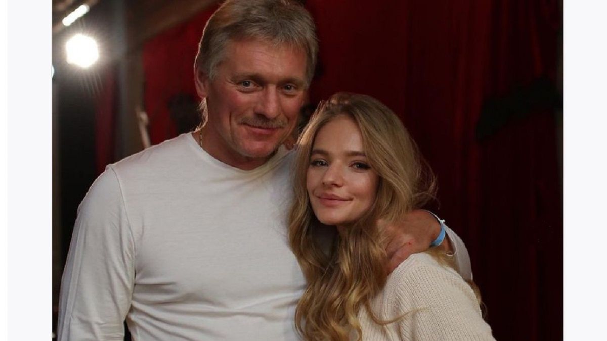 Liza Pieskow z ojcem, Dmitrijem. 