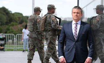 Nagła decyzja Hegsetha. Chodzi o szczepienie żołnierzy