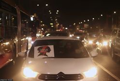 Policja skonfiskowała dowód rejestracyjny m.in. za błyskawicę na aucie. Jest reakcja RPO