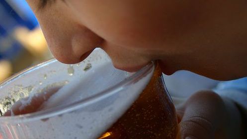 Powstrzymać przemoc, czyli ewolucja szklanki do piwa 1