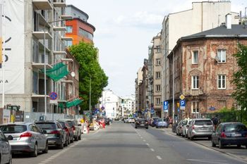 Wiemy, kto przebuduje ul. Okrzei. Nowe Centrum Warszawy przechodzi na prawy brzeg Wisły