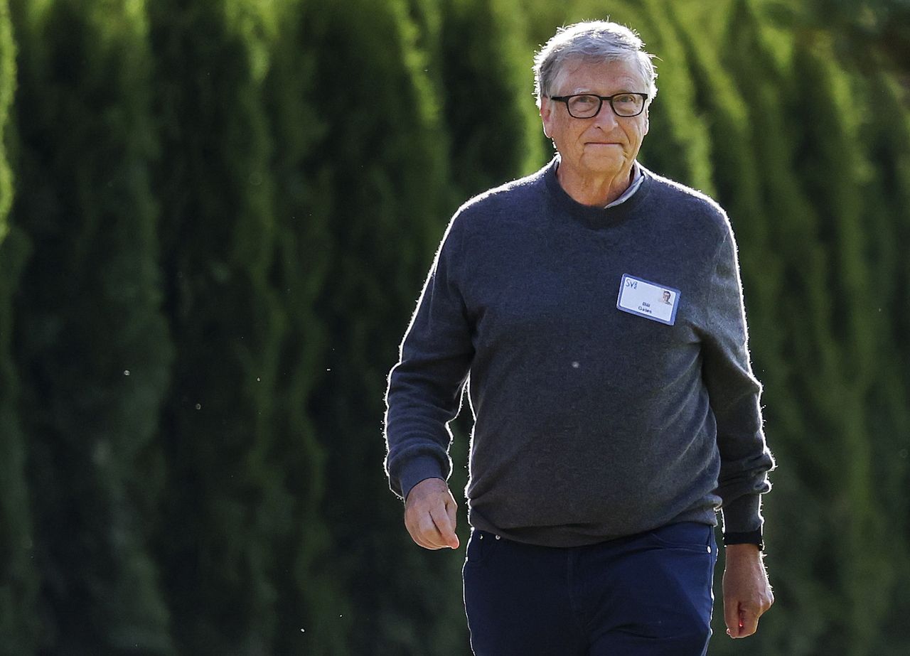Bill Gates caught in a photo with Epstein victim, sheds new light on infamous case