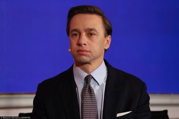 Sprawa Collegium Humanum. Ujawniają, jak miał "studiować" Bosak