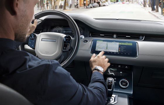 Jaguar Land Rover: SOTA standardem w każdym modelu, dla obecnych właścicieli darmowa aktualizacja