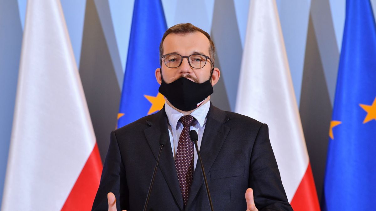 Rolnicy zapłacą ZUS? Do sprawy odniósł się minister rolnictwa Grzegorz Puda.