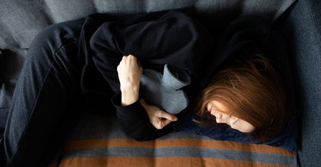 Nie miała pieniędzy na podpaski, więc robiła je ze starych ubrań. Oto ubóstwo menstruacyjne