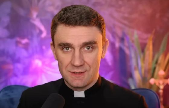 Zniknął ksiądz z największgo kanału z modlitwami w Polsce. Kara za kontakty z kobietą