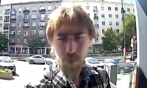Chciał sprzedać opony przez internet. Policja szuka tego mężczyzny