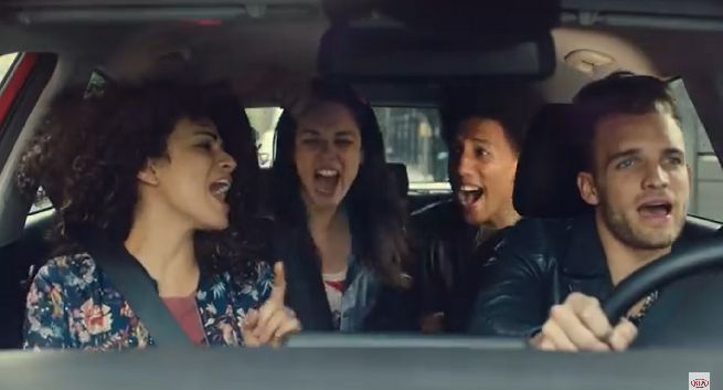 „Twój czas. Twoje zasady” w reklamach nowej wersji Kia Rio (wideo)