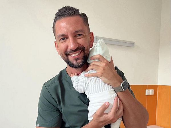 Dr Wojciech J. Falęcki pokazał, jak wygląda dziecko w worku owodniowym