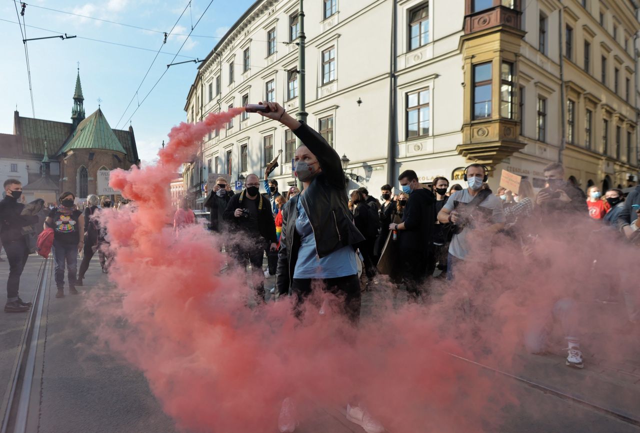 Strajk kobiet. Od kilku dni tysiące ludzi na ulicach