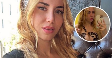 Marianna Schreiber pozuje w kusym stroju kąpielowym. Internauci zniesmaczeni